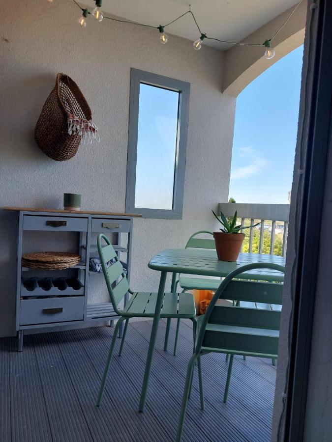 La Penate De Saint Cyp - Residence Les Fregates Vue Mer, Piscine 外观 照片